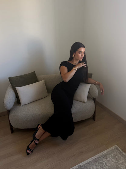 Robe longue AMARA – Noir,