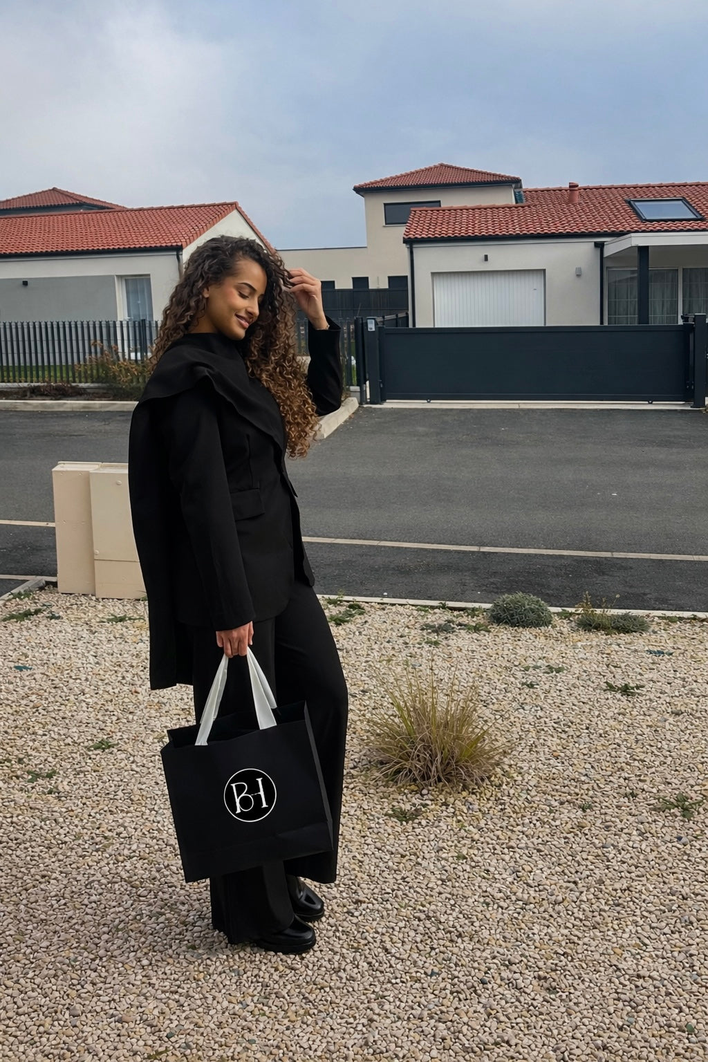 Ensemble blazer avec écharpe intégrée | Black